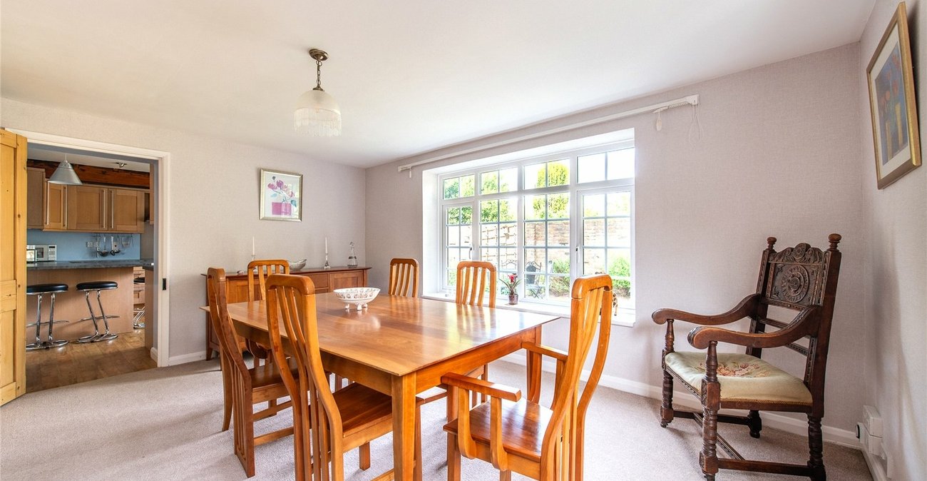 4 bedroom house for sale in Boughton Monchelsea | Robinson Michael & Jackson