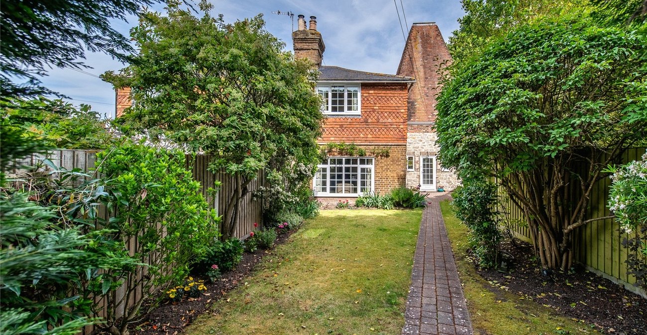 4 bedroom house for sale in Boughton Monchelsea | Robinson Michael & Jackson