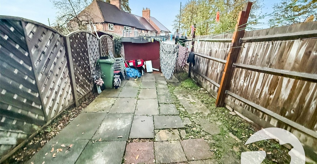 3 bedroom property for sale in London | Robinson Jackson