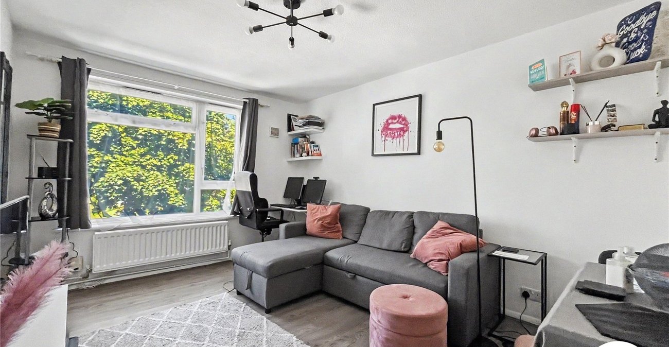 1 bedroom property for sale in Chatham | Robinson Michael & Jackson