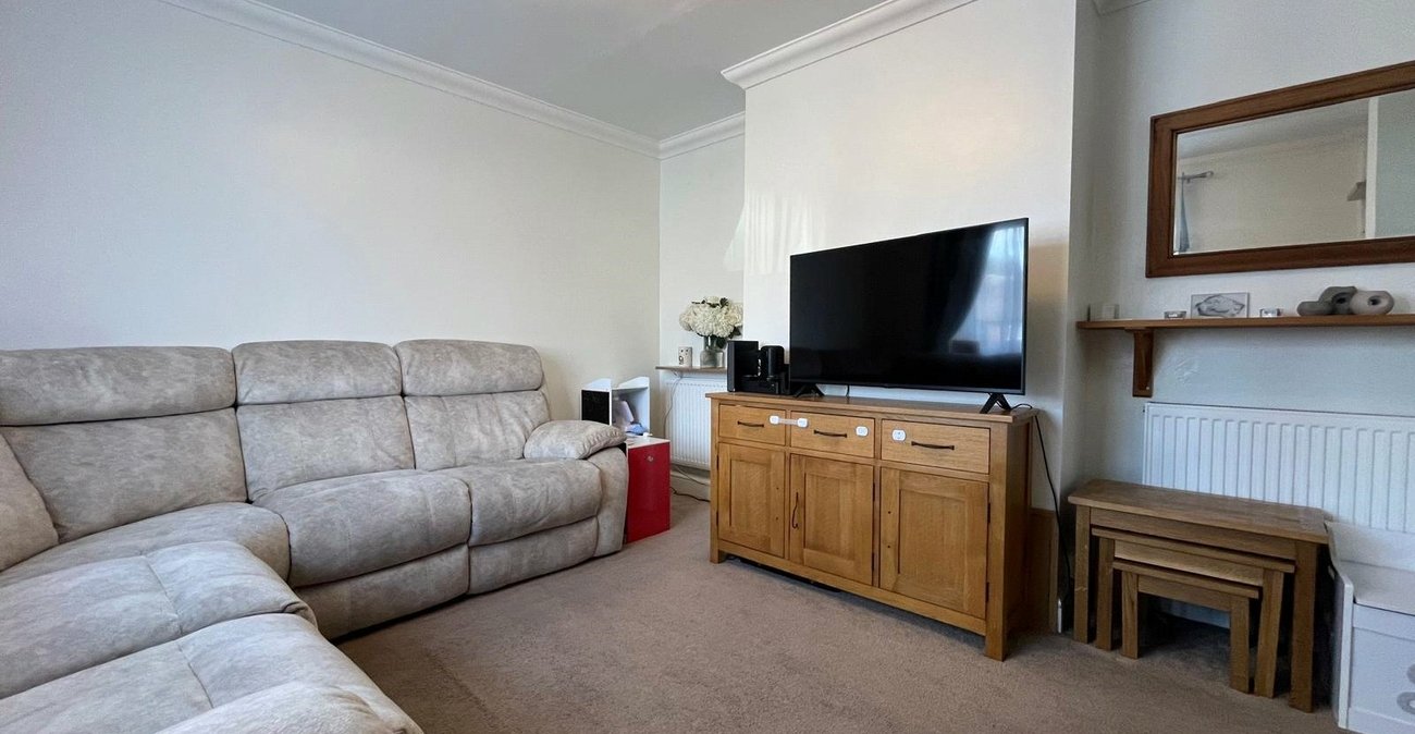 2 bedroom house for sale in Wayfield | Robinson Michael & Jackson