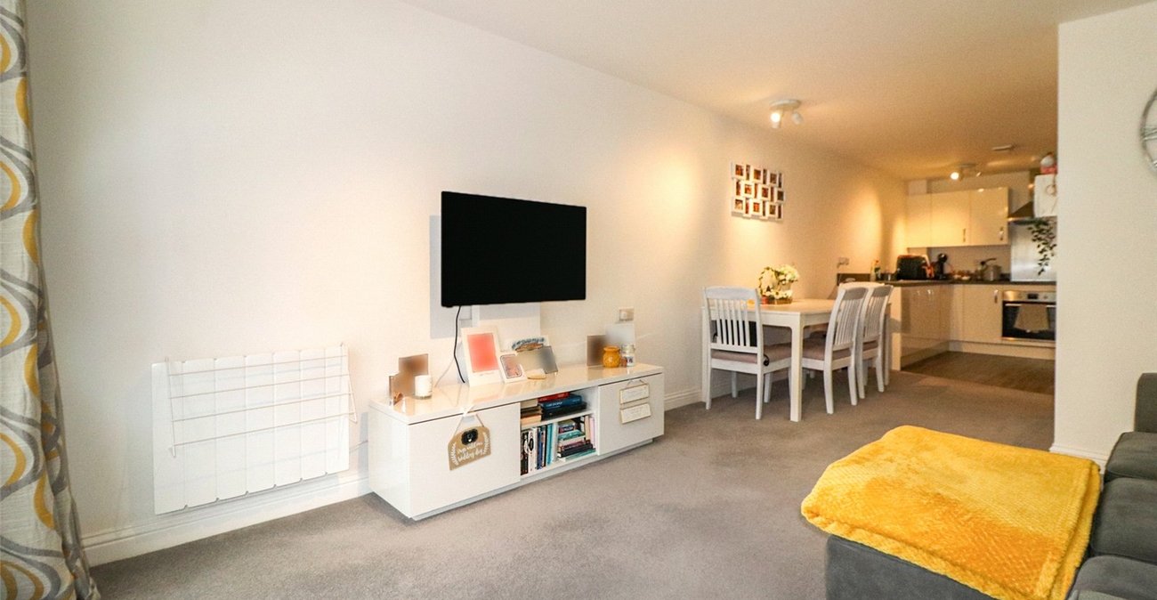 1 bedroom property for sale in 4 Sayers Way | Robinson Jackson