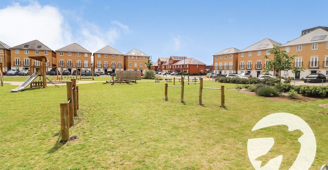 2 bedroom property for sale in 4 Sayers Way | Robinson Jackson