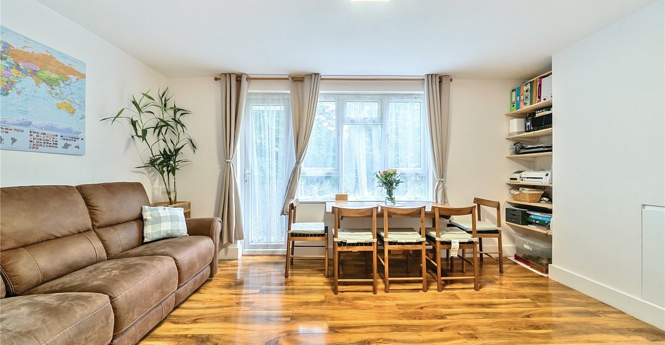 3 bedroom property for sale in Sydenham Hill | Robinson Jackson