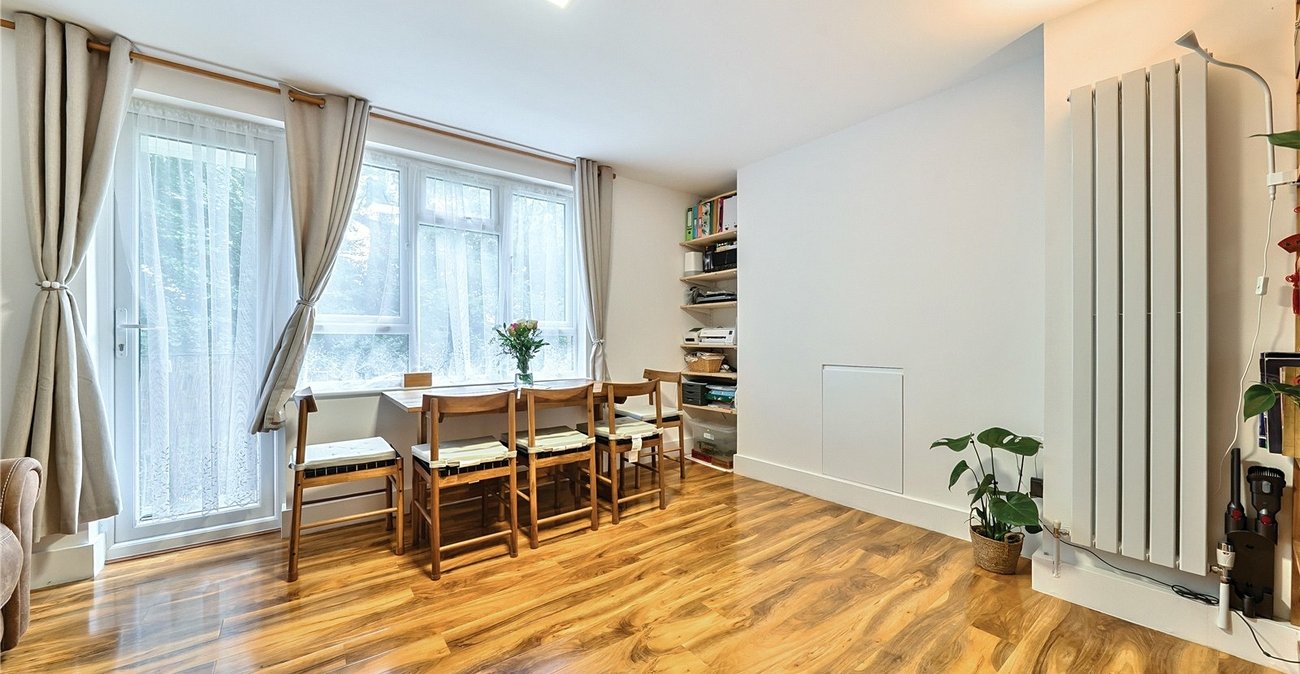 3 bedroom property for sale in Sydenham Hill | Robinson Jackson