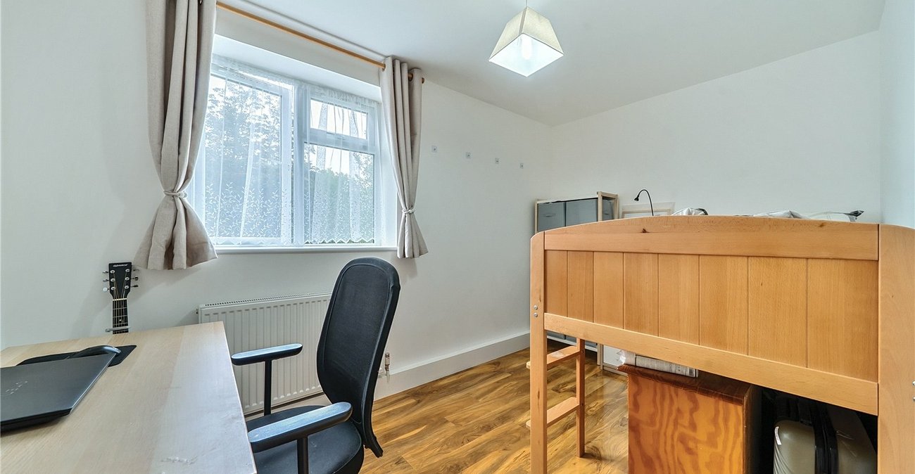 3 bedroom property for sale in Sydenham Hill | Robinson Jackson