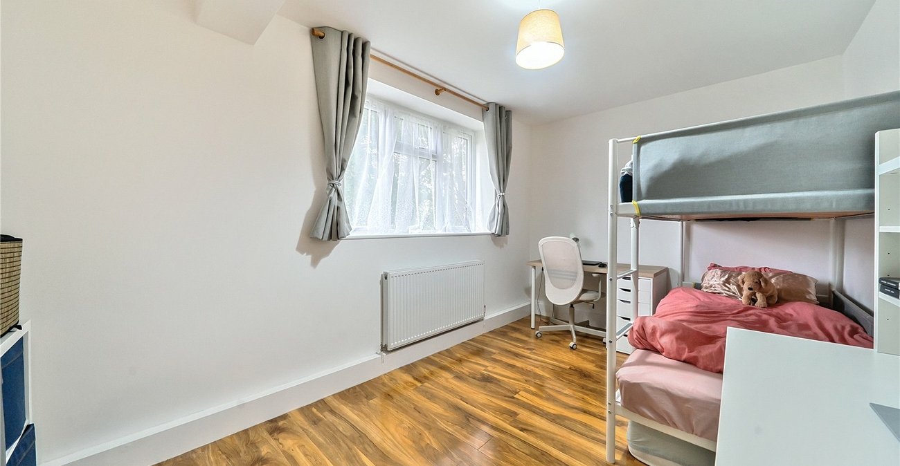3 bedroom property for sale in Sydenham Hill | Robinson Jackson