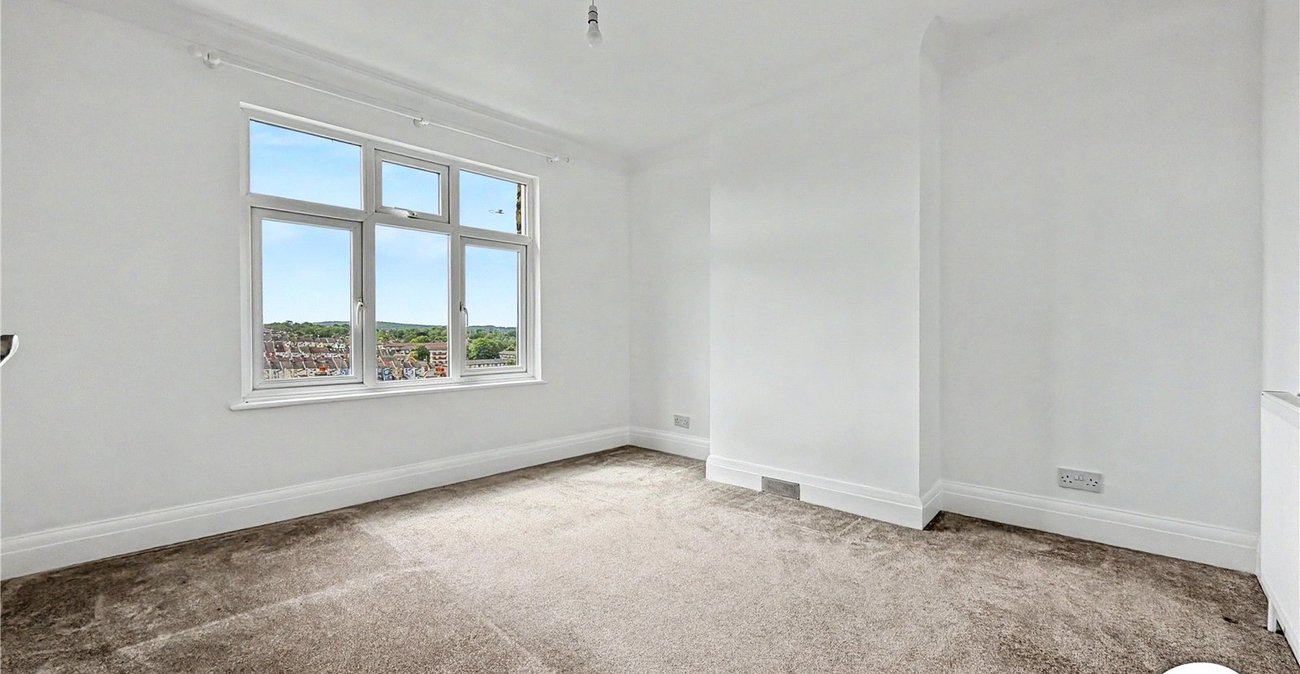 3 bedroom house for sale in Rochester | Robinson Michael & Jackson