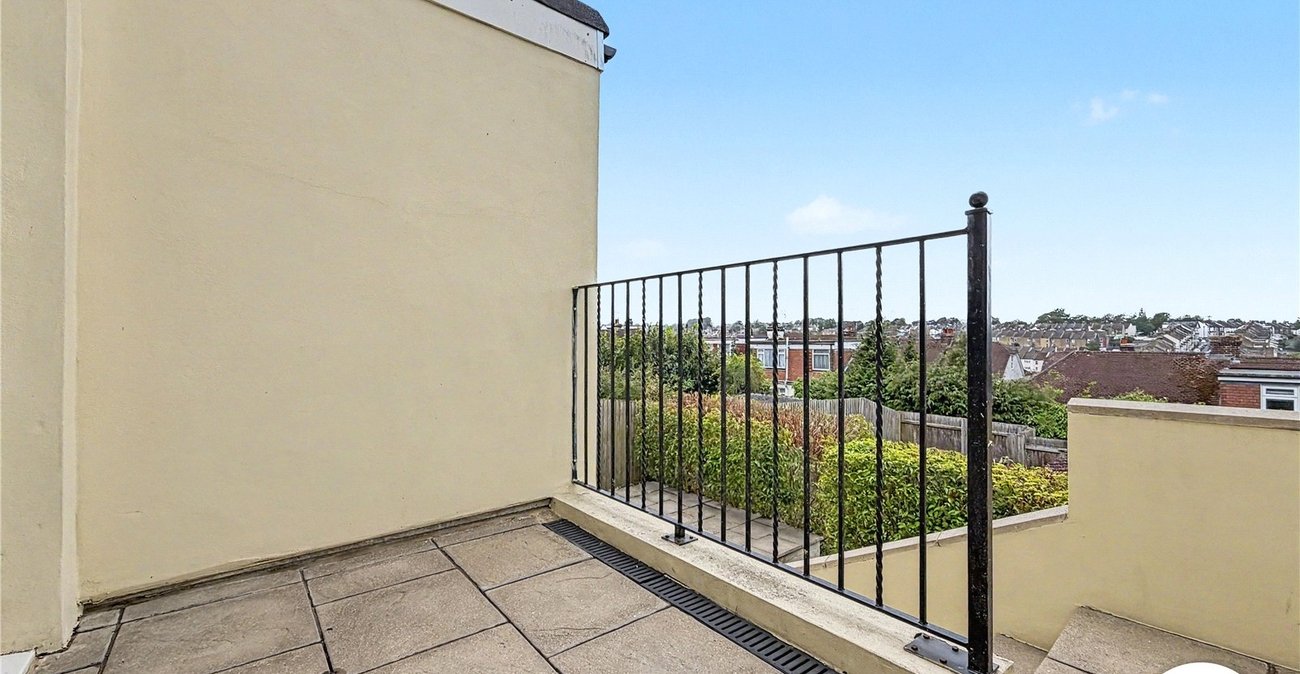 3 bedroom house for sale in Rochester | Robinson Michael & Jackson