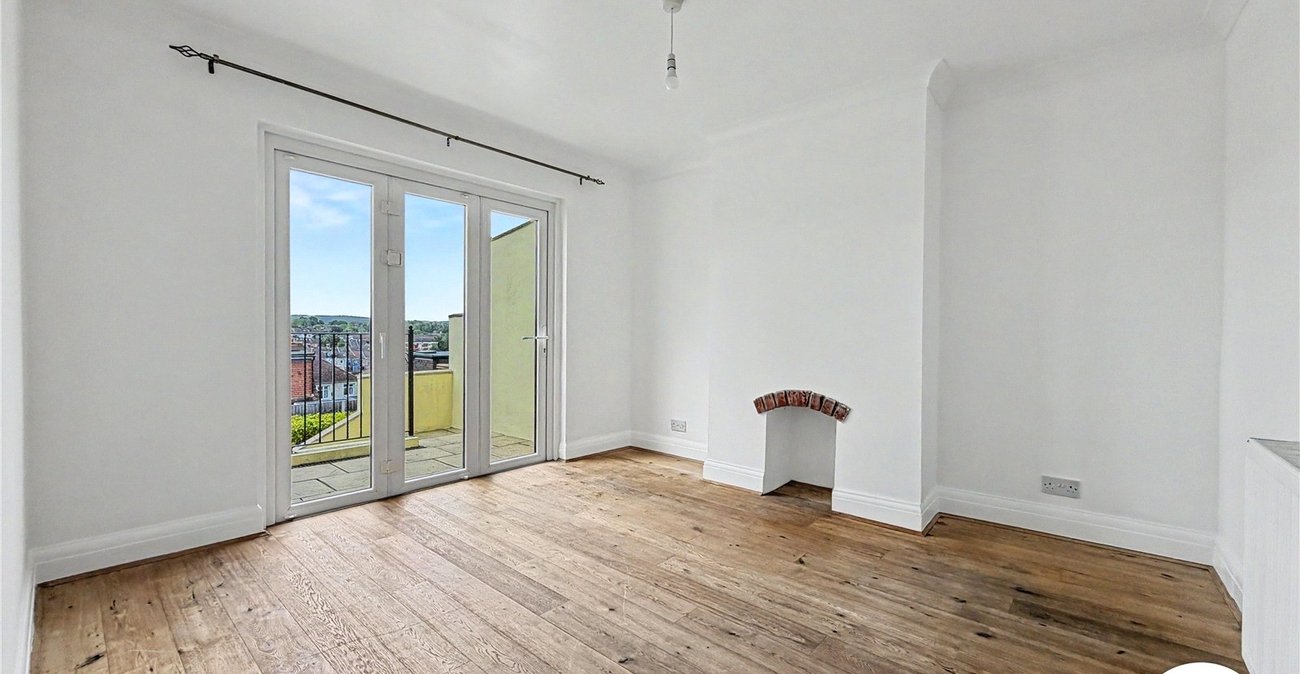 3 bedroom house for sale in Rochester | Robinson Michael & Jackson