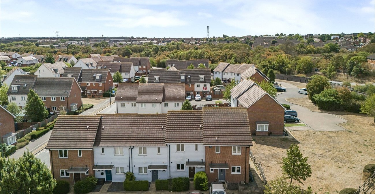 2 bedroom house for sale in Dartford | Robinson Jackson