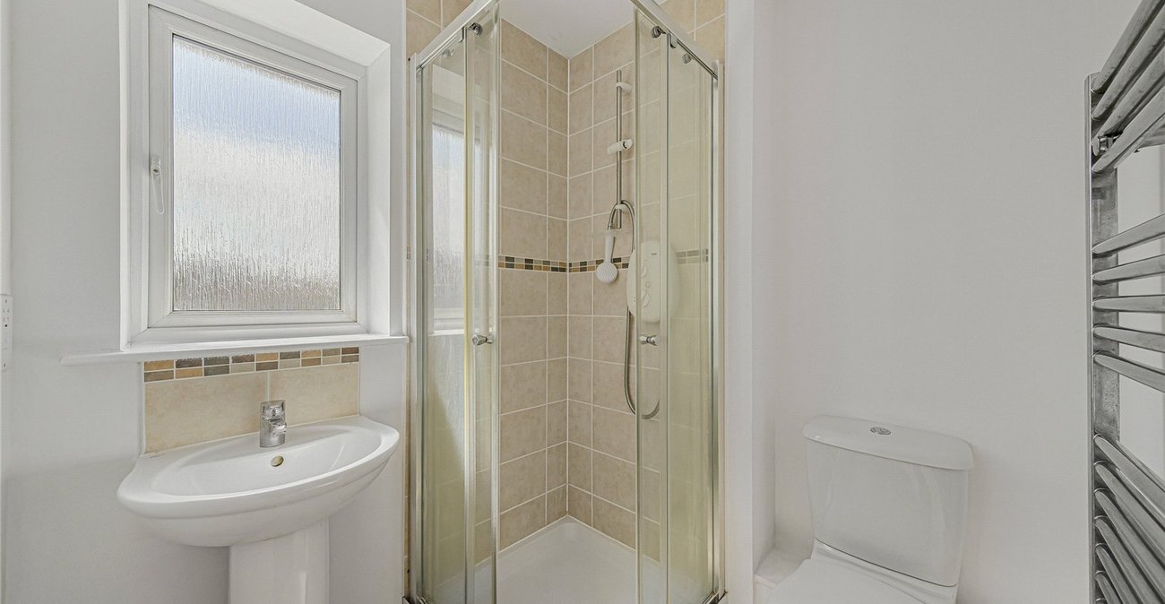 2 bedroom house for sale in Dartford | Robinson Jackson