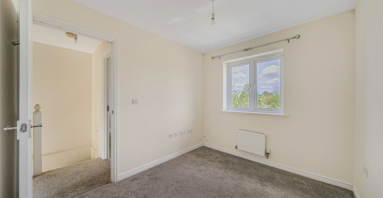 2 bedroom house for sale in Dartford | Robinson Jackson
