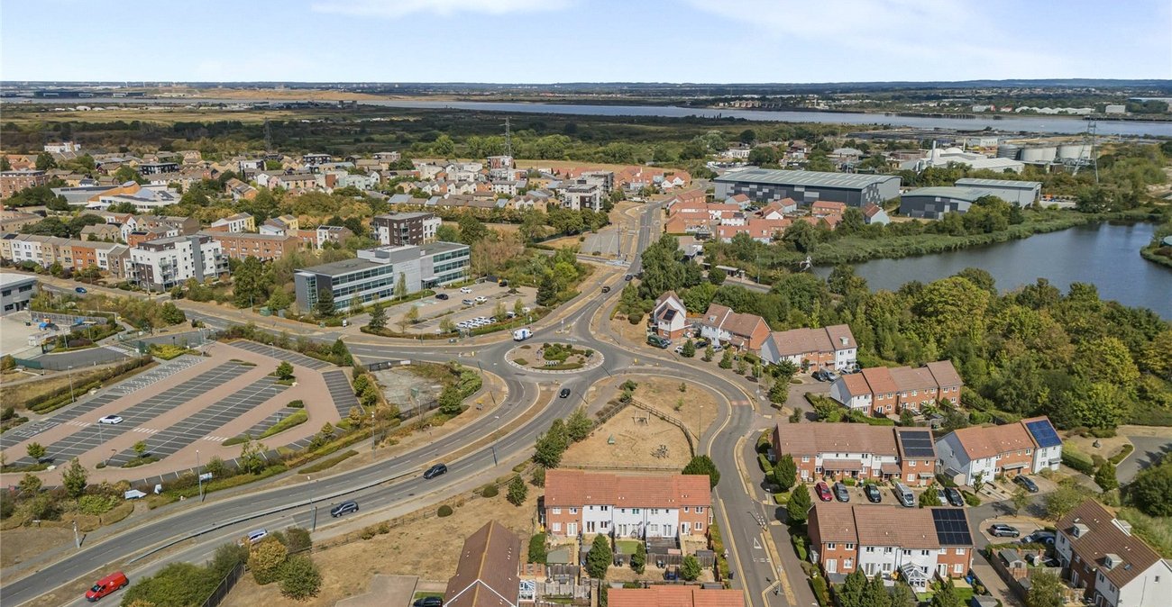 2 bedroom house for sale in Dartford | Robinson Jackson