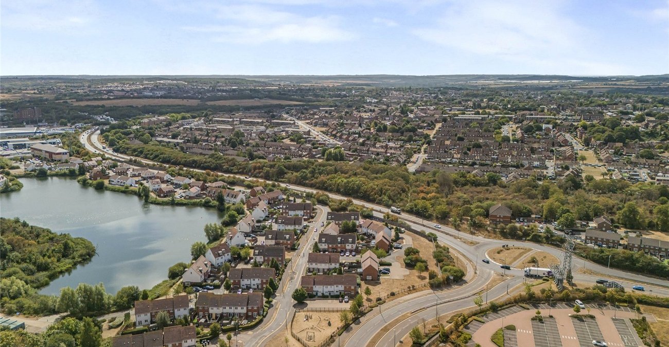 2 bedroom house for sale in Dartford | Robinson Jackson