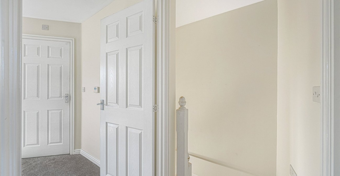 2 bedroom house for sale in Dartford | Robinson Jackson