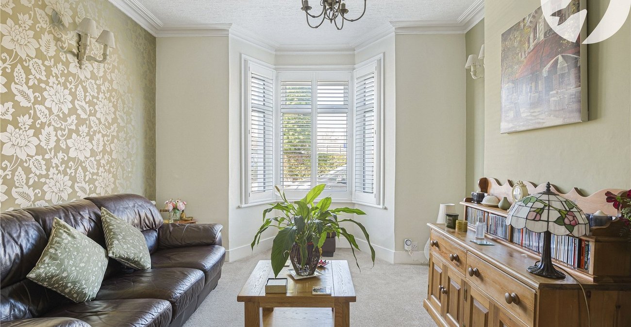 2 bedroom house for sale in Hextable | Robinson Jackson