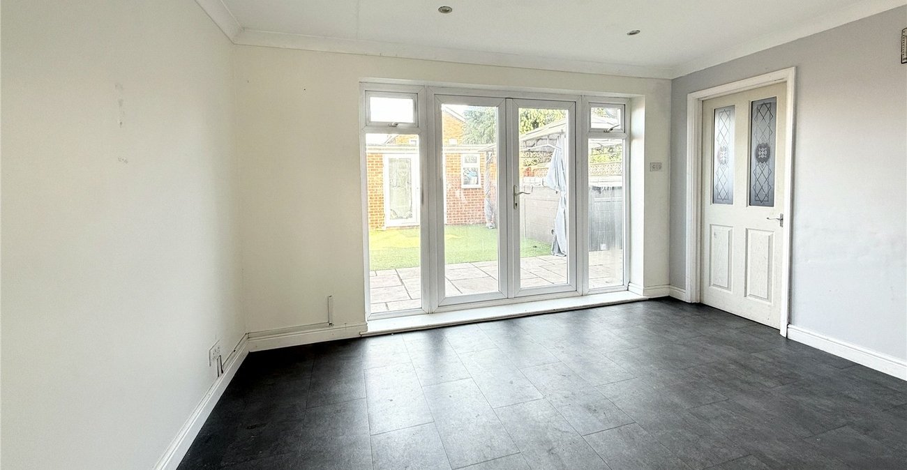 4 bedroom house for sale in Hextable | Robinson Jackson