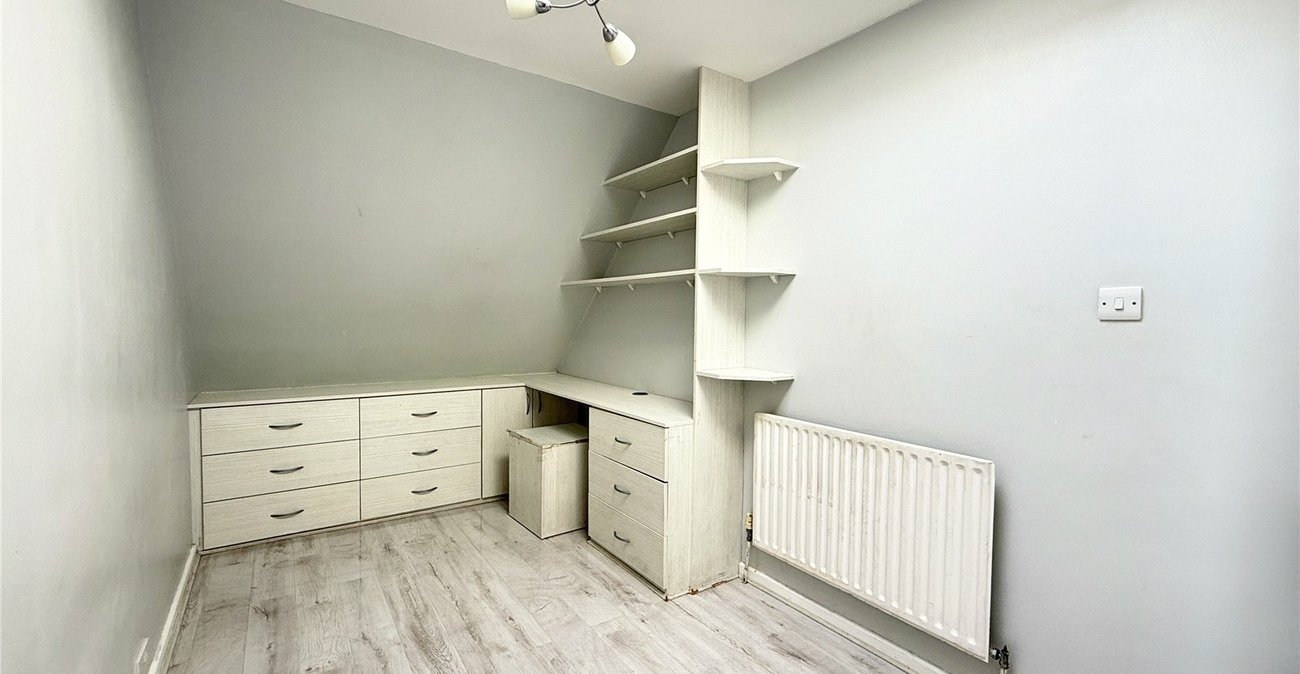 4 bedroom house for sale in Hextable | Robinson Jackson