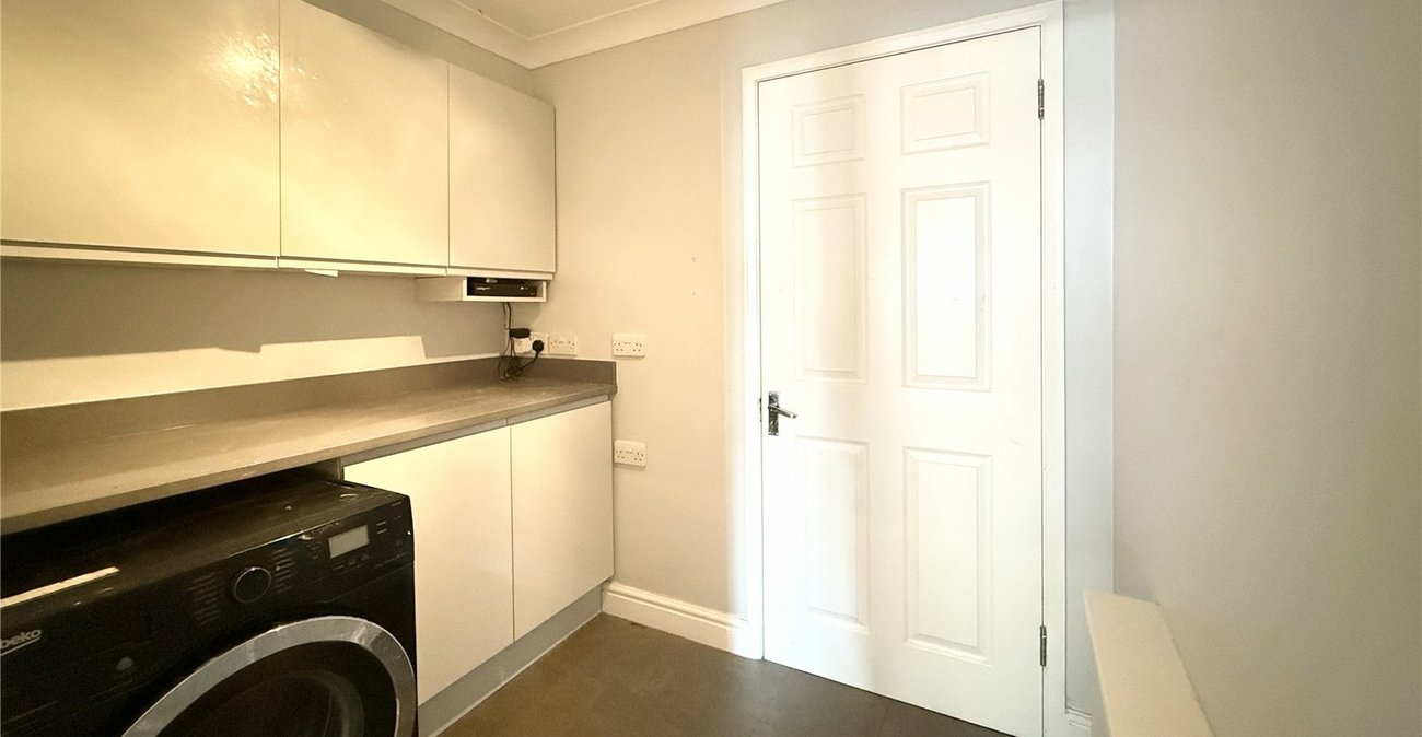 4 bedroom house for sale in Hextable | Robinson Jackson