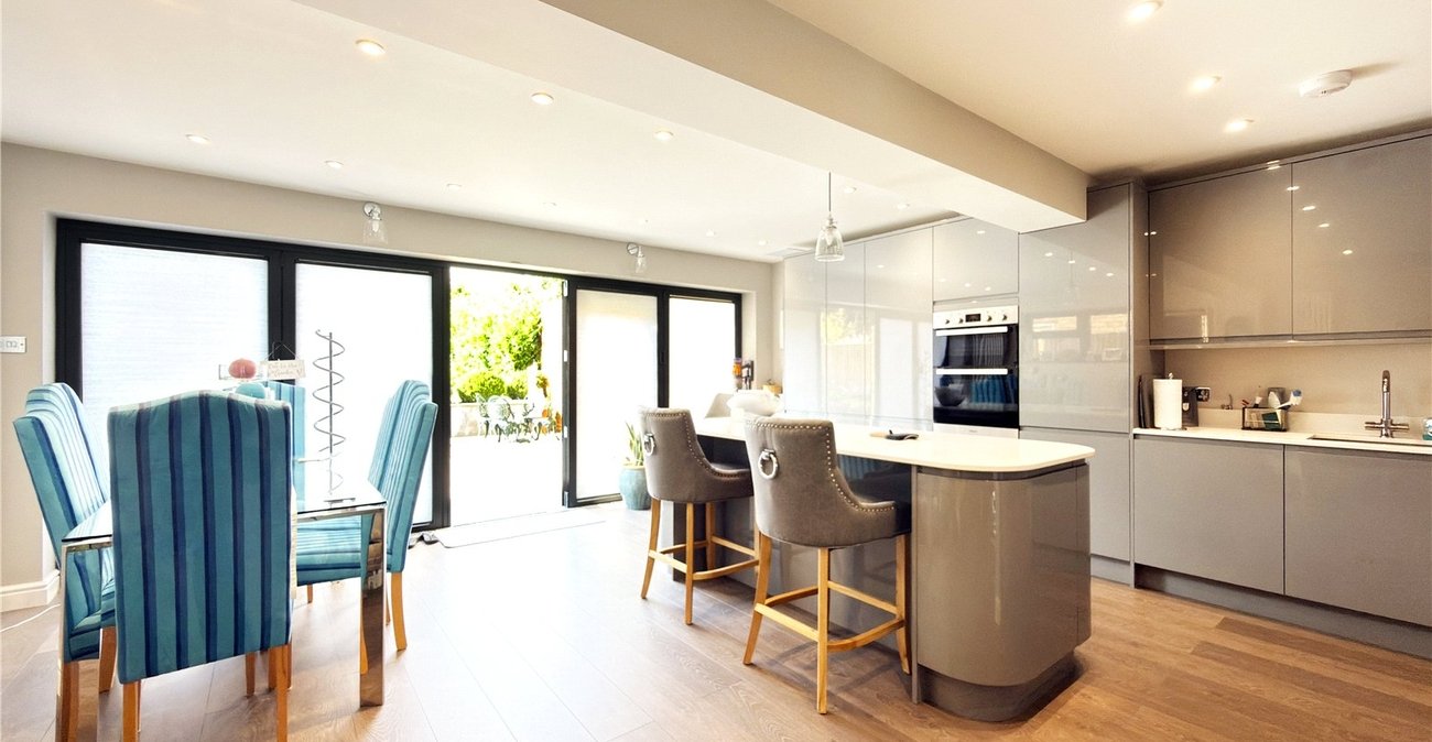 4 bedroom house for sale in Hextable | Robinson Jackson