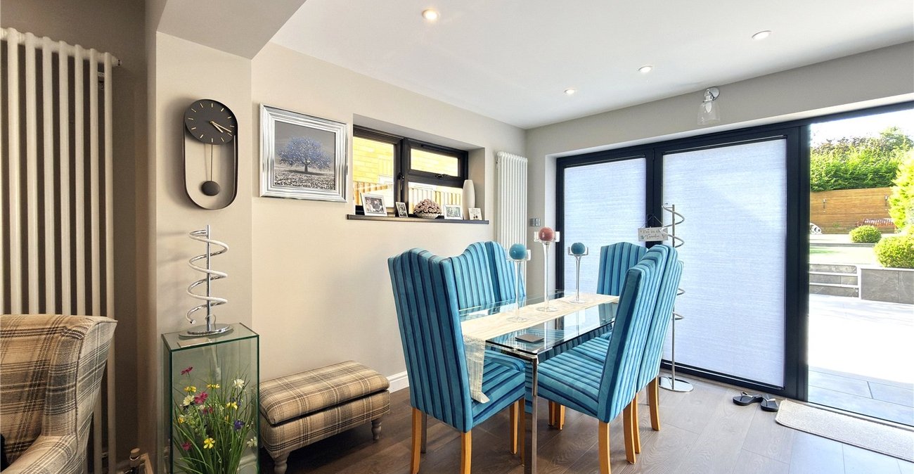 4 bedroom house for sale in Hextable | Robinson Jackson