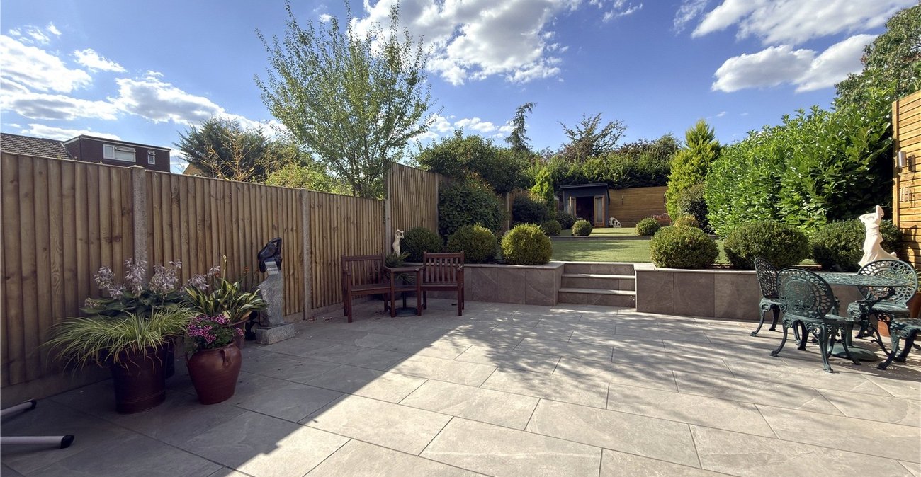 4 bedroom house for sale in Hextable | Robinson Jackson