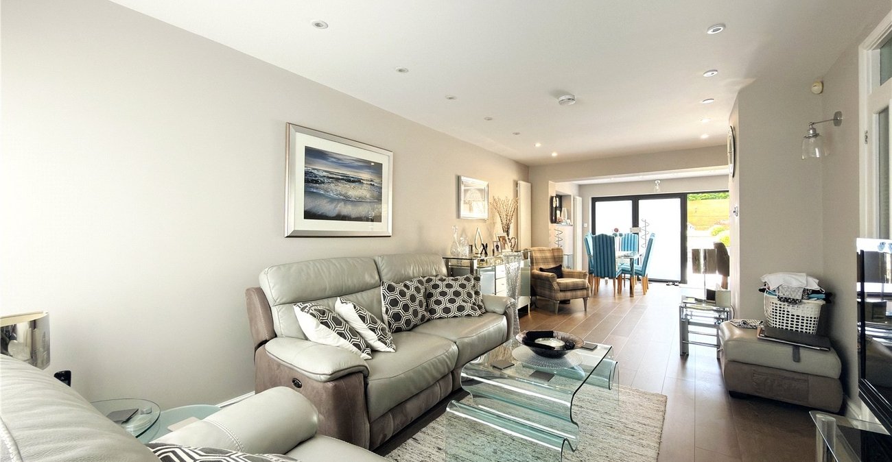 4 bedroom house for sale in Hextable | Robinson Jackson