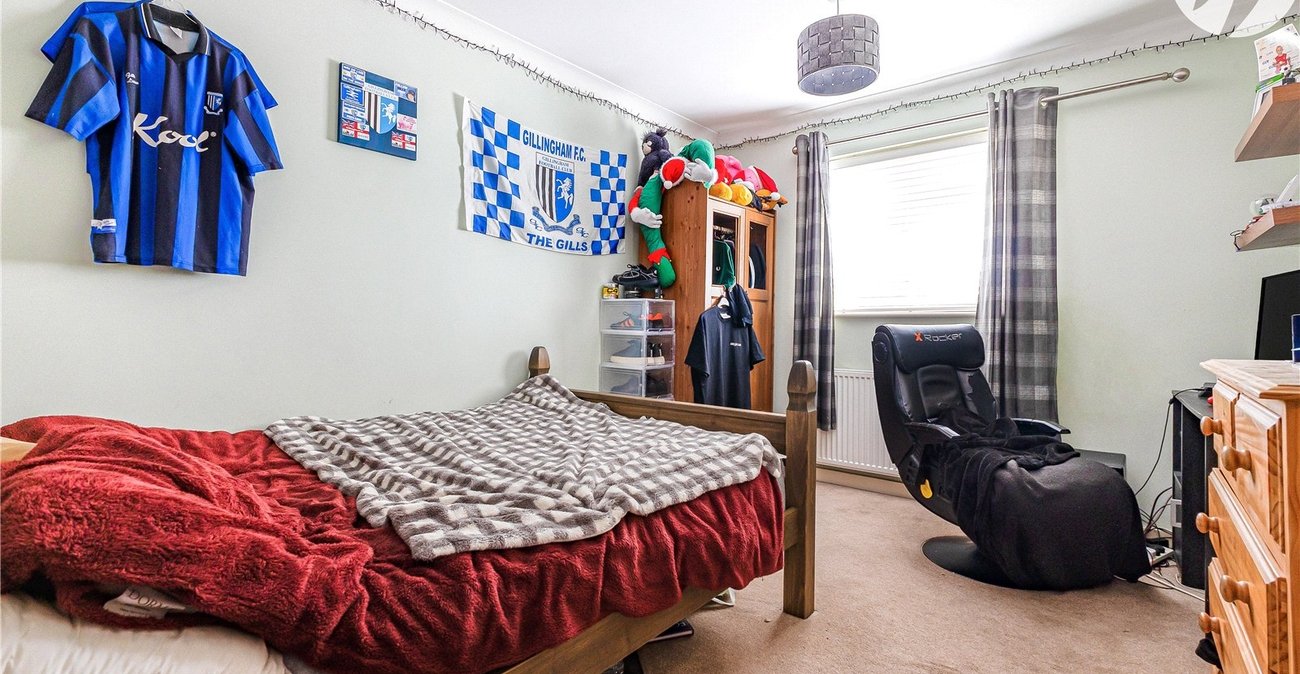 4 bedroom house for sale in Hextable | Robinson Jackson