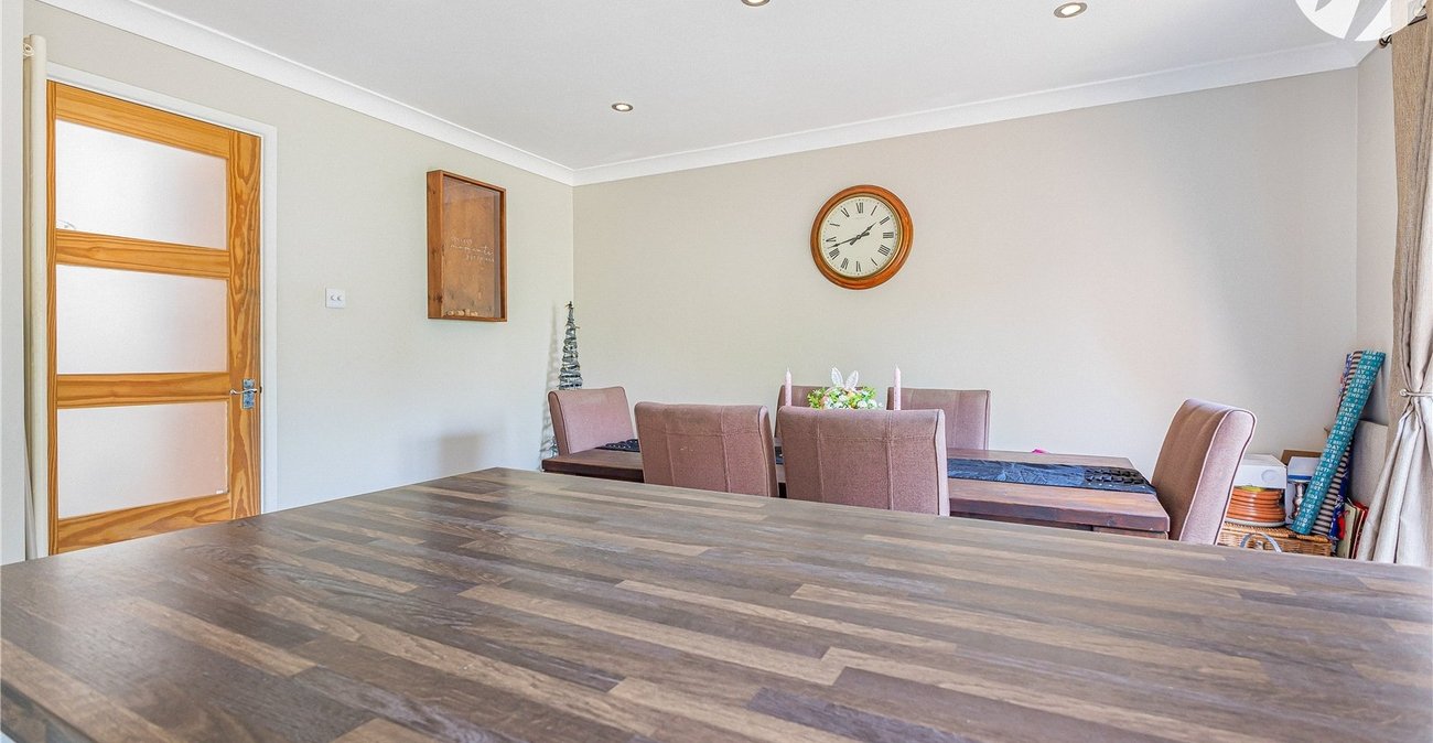 4 bedroom house for sale in Hextable | Robinson Jackson