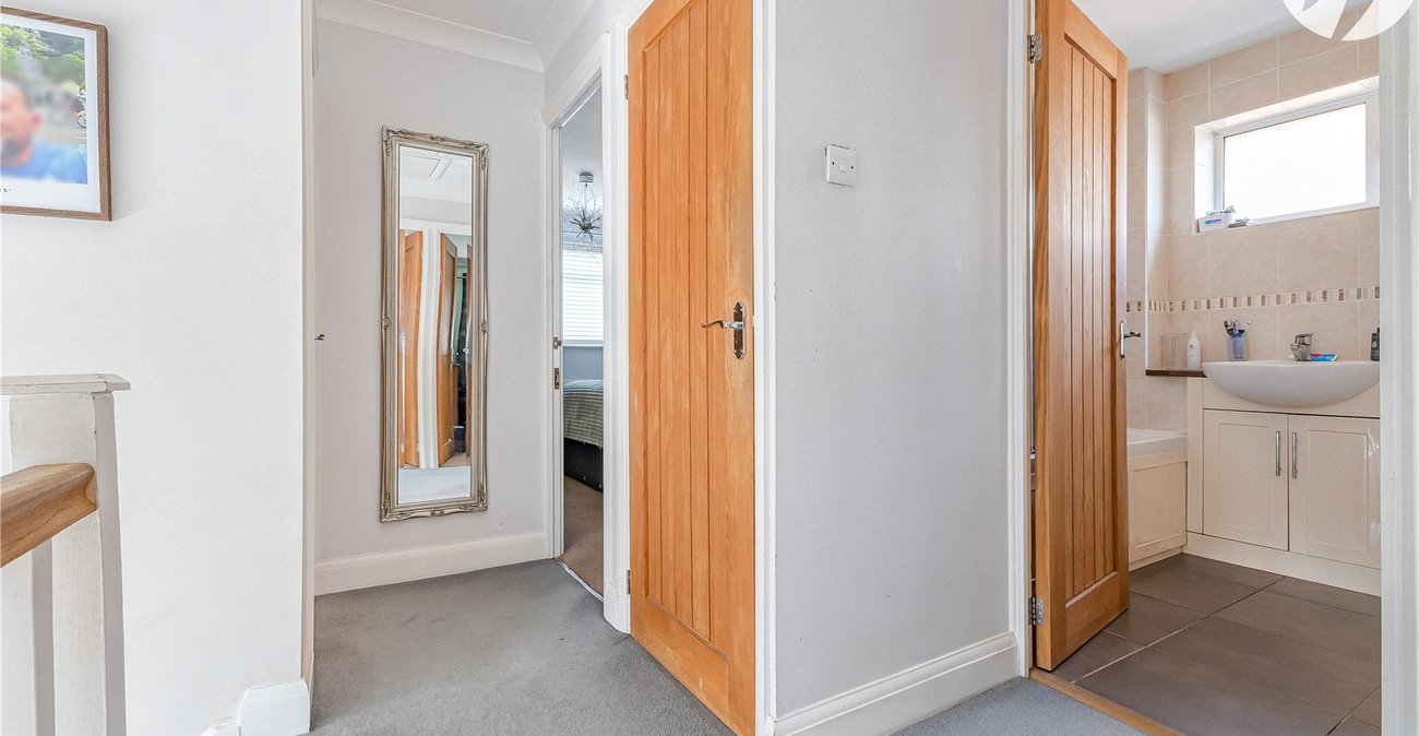 4 bedroom house for sale in Hextable | Robinson Jackson