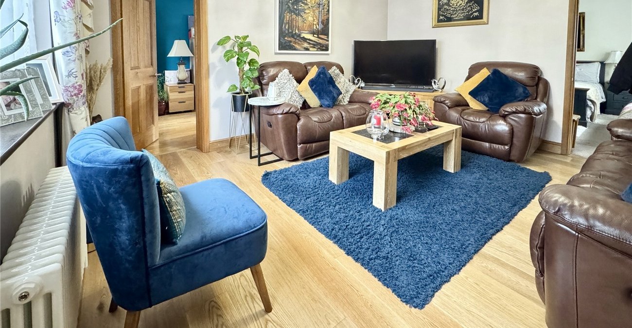 5 bedroom house for sale in Hextable | Robinson Jackson