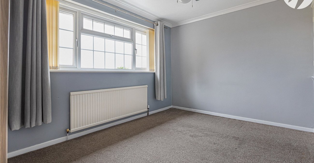 2 bedroom house for sale in Hextable | Robinson Jackson