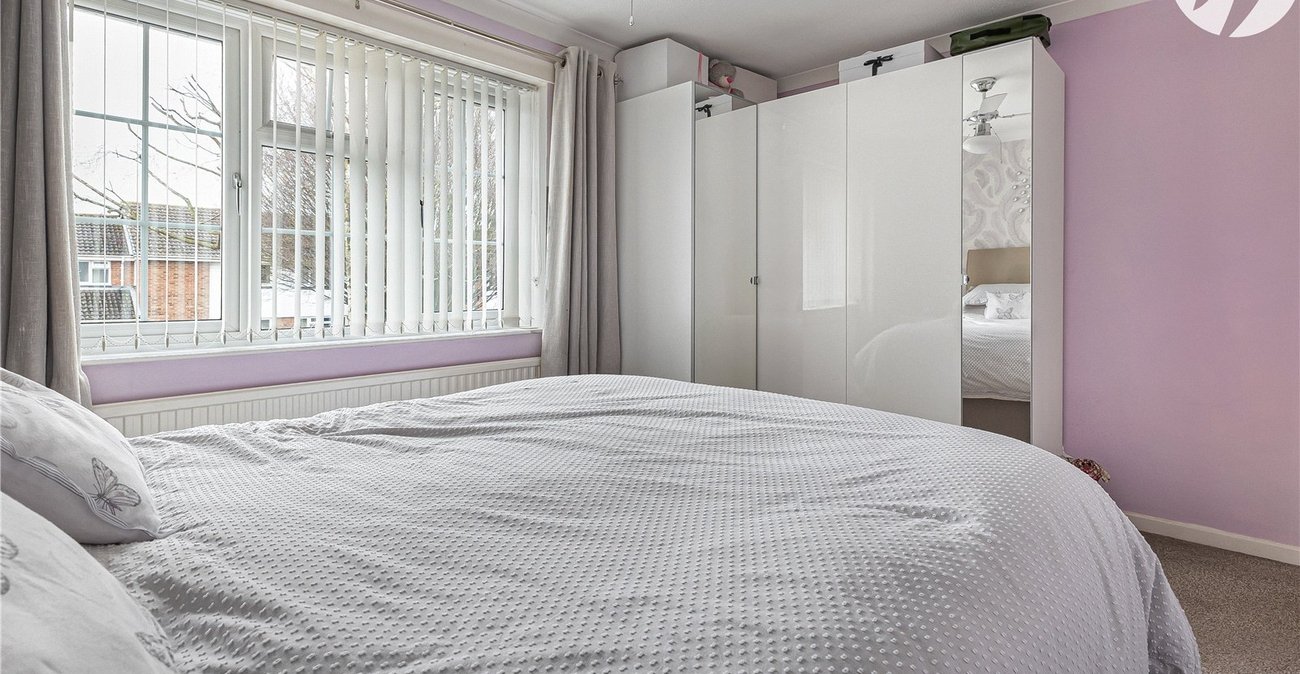 2 bedroom house for sale in Hextable | Robinson Jackson