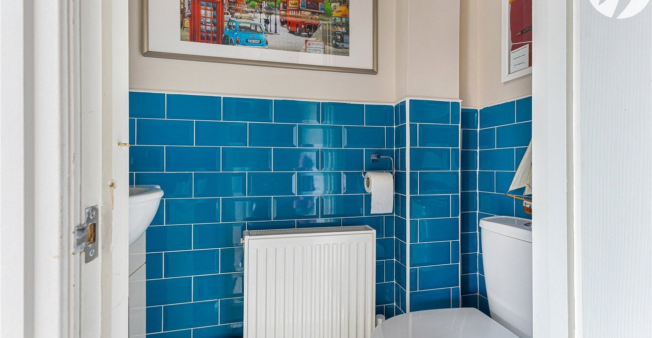 2 bedroom house for sale in Hextable | Robinson Jackson