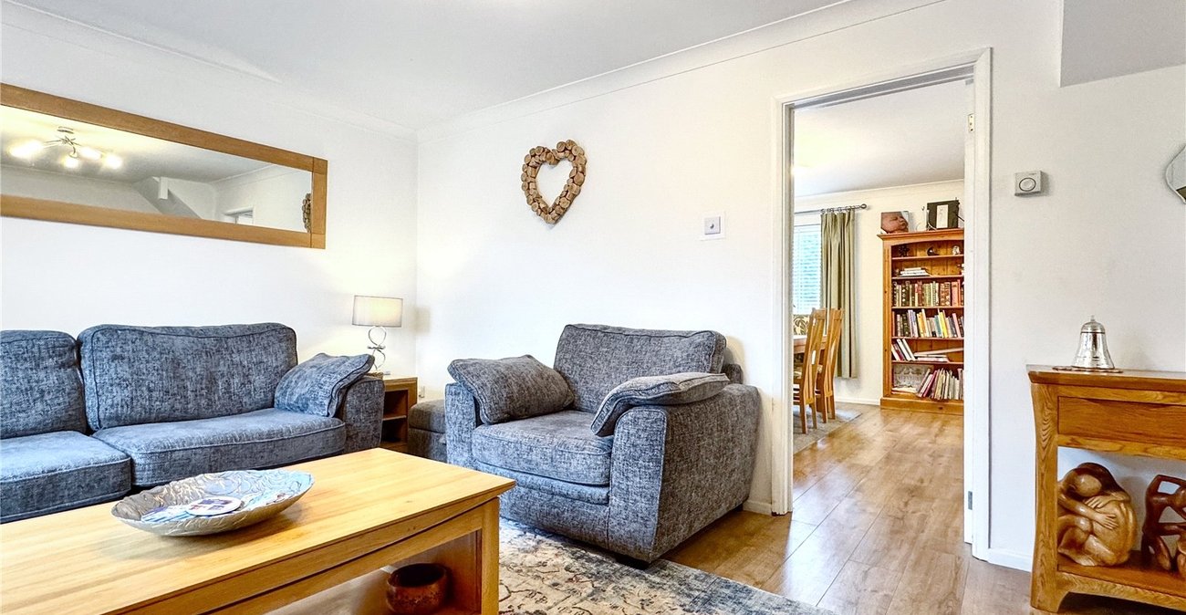 4 bedroom house for sale in Hextable | Robinson Jackson