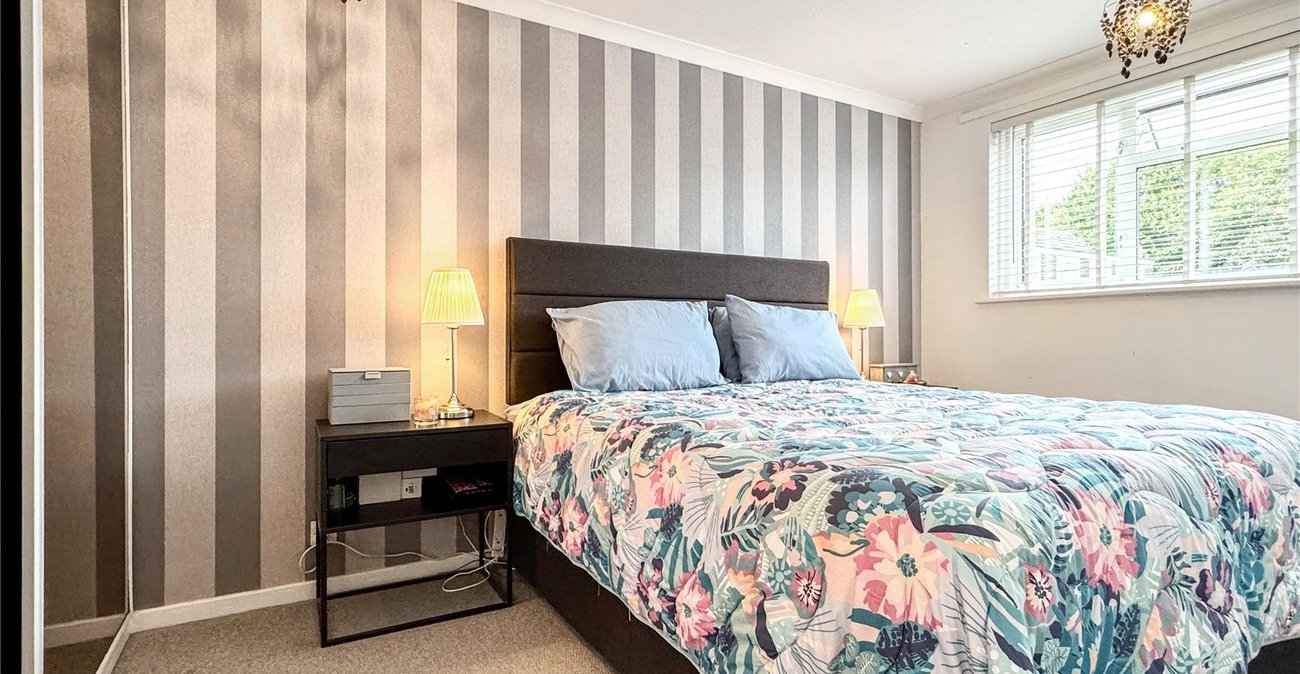 4 bedroom house for sale in Hextable | Robinson Jackson