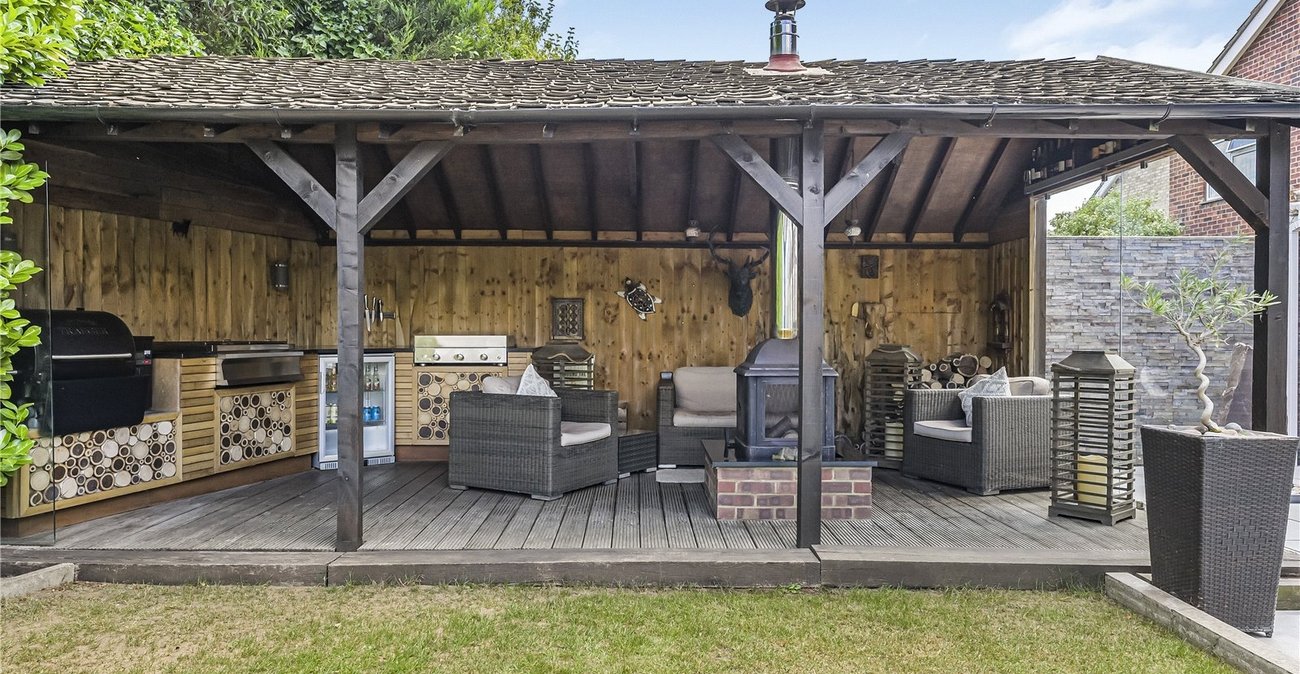 4 bedroom house for sale in Hextable | Robinson Jackson