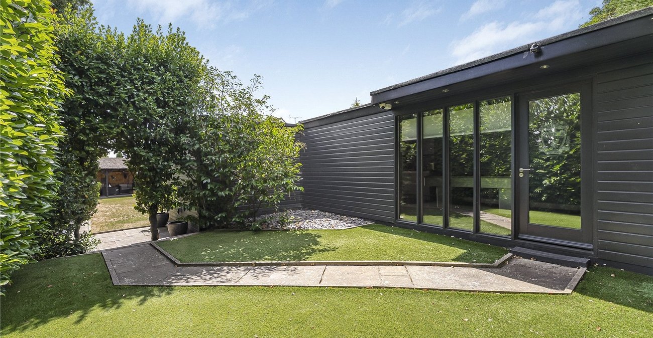 4 bedroom house for sale in Hextable | Robinson Jackson