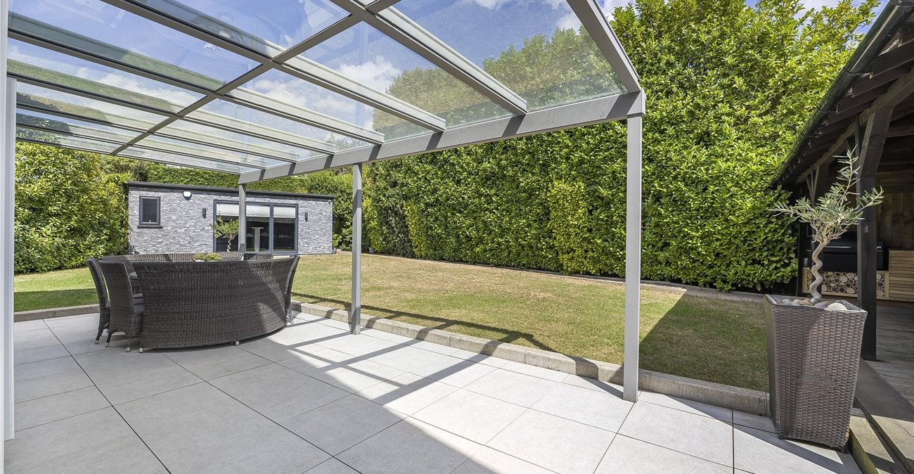 4 bedroom house for sale in Hextable | Robinson Jackson