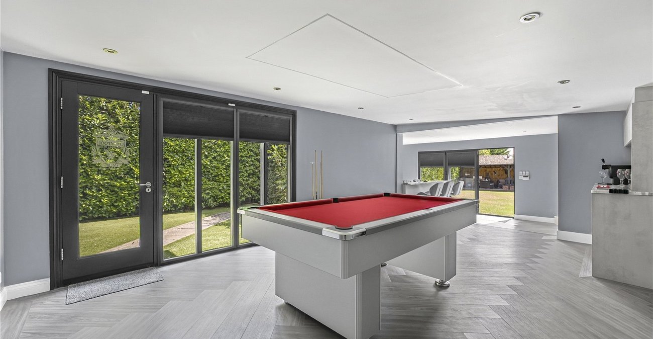 4 bedroom house for sale in Hextable | Robinson Jackson