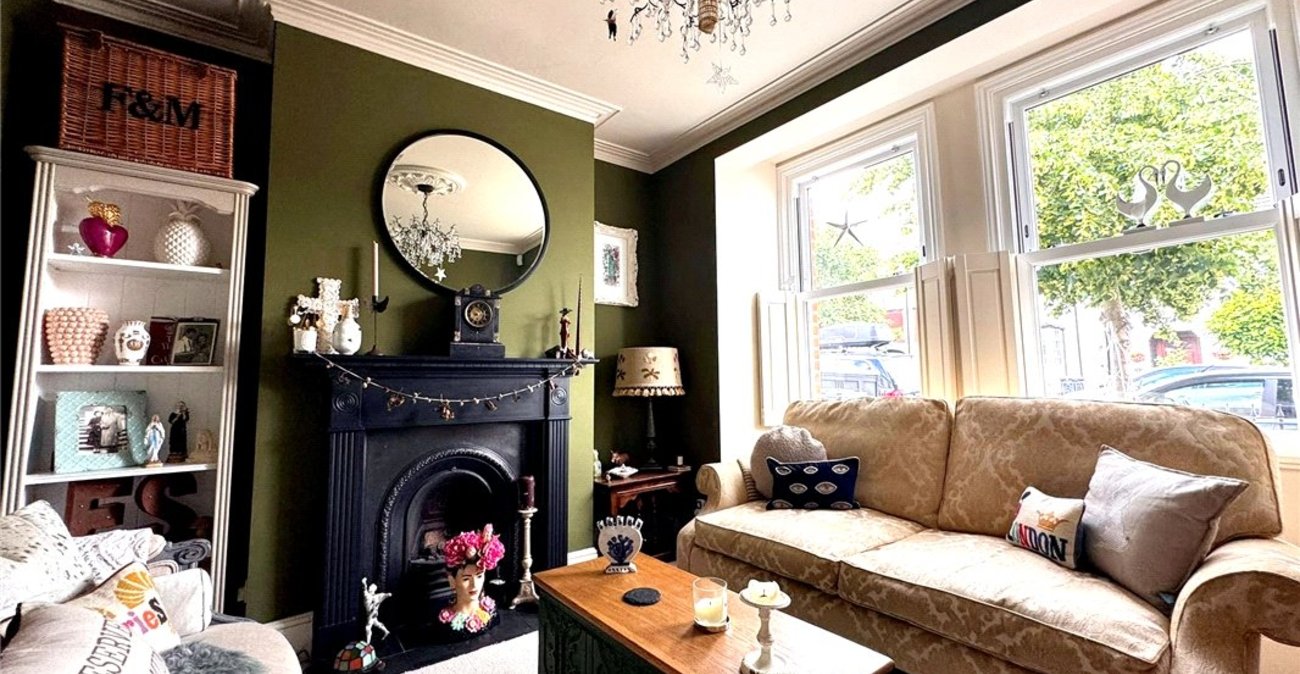 3 bedroom house for sale in Bromley | Robinson Jackson