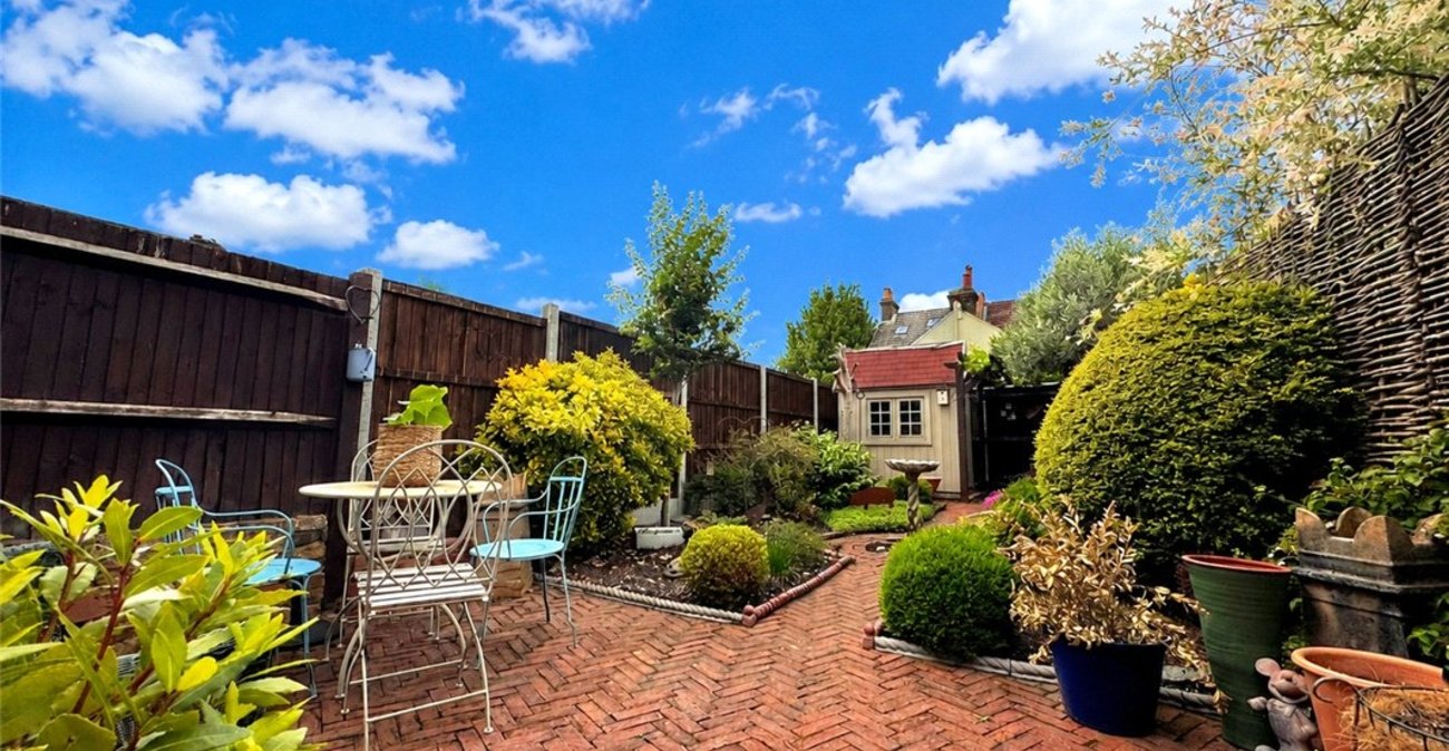 3 bedroom house for sale in Bromley | Robinson Jackson