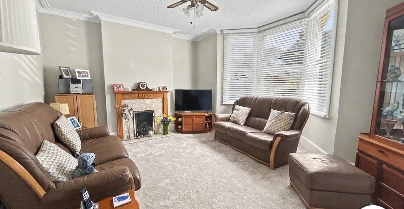 2 bedroom house for sale in Sidcup | Robinson Jackson