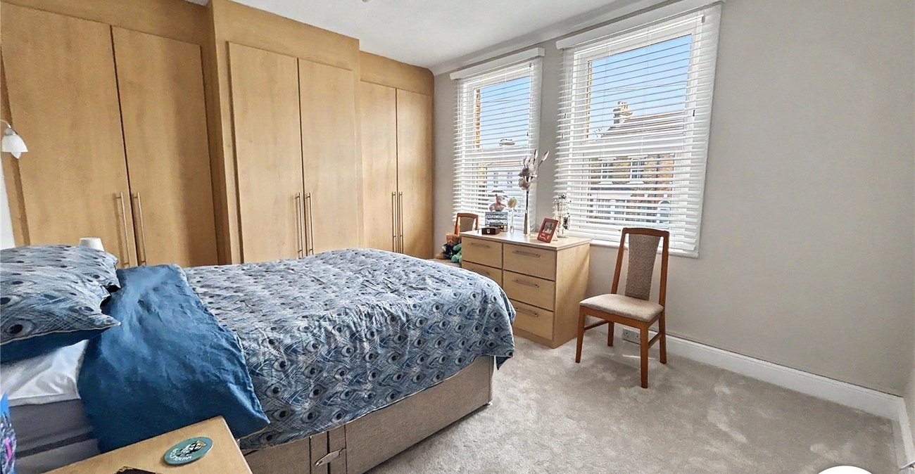 2 bedroom house for sale in Sidcup | Robinson Jackson