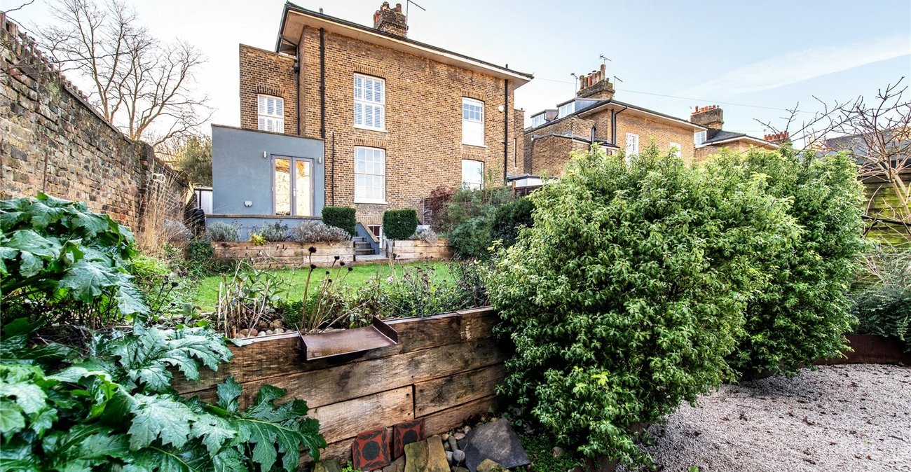 4 bedroom house for sale in Gravesend | Robinson Michael & Jackson