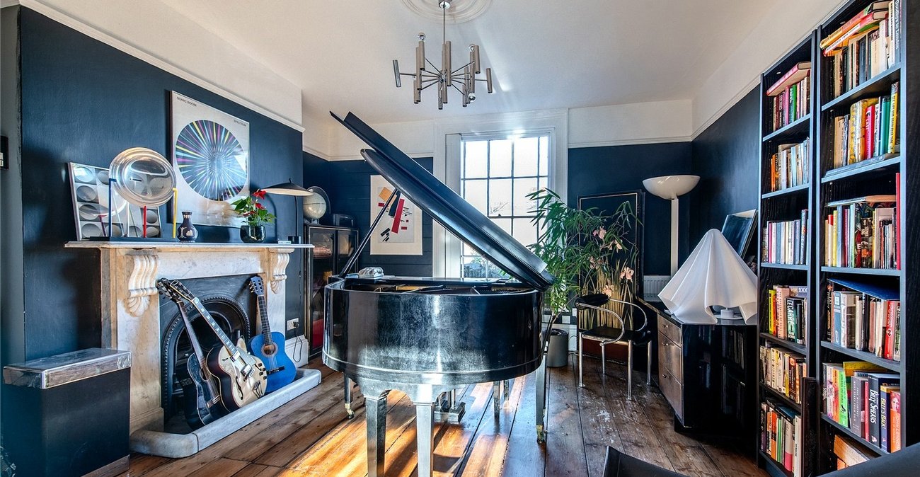 4 bedroom house for sale in Gravesend | Robinson Michael & Jackson