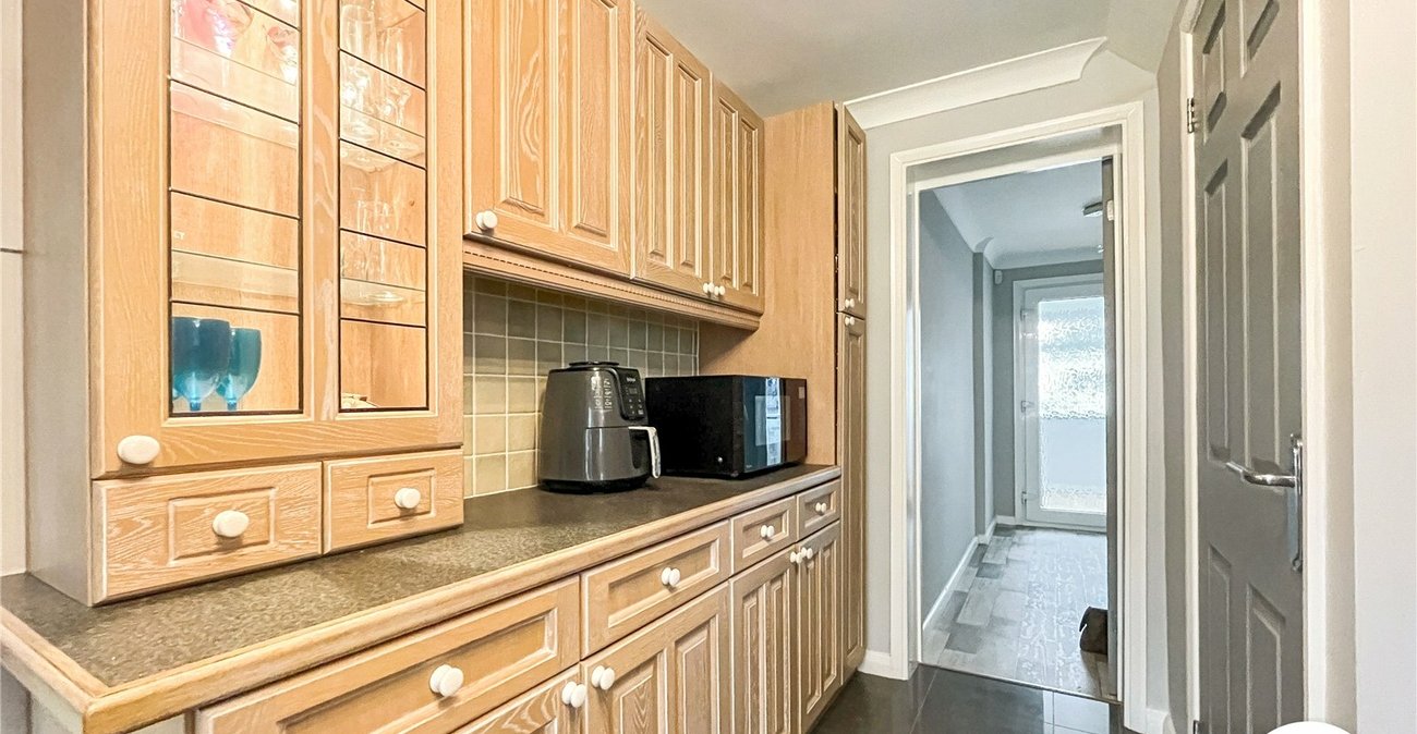 3 bedroom house for sale in Sittingbourne | Robinson Michael & Jackson