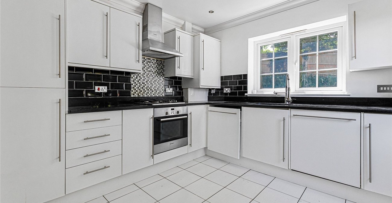 4 bedroom house for sale in Strood | Robinson Michael & Jackson