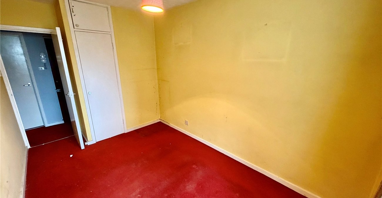 2 bedroom property for sale in Shooters Hill | Robinson Jackson